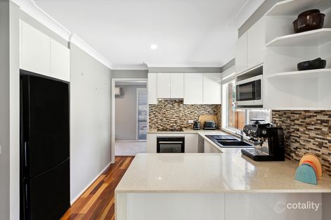 Property photo of 11 Lincoln Close Bateau Bay NSW 2261
