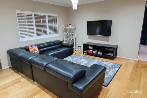 Property photo of 40 Waterbury Street Cranbourne VIC 3977