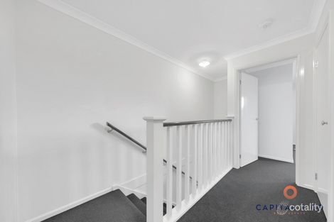 1 Caddington Lane, Mickleham, VIC 3064