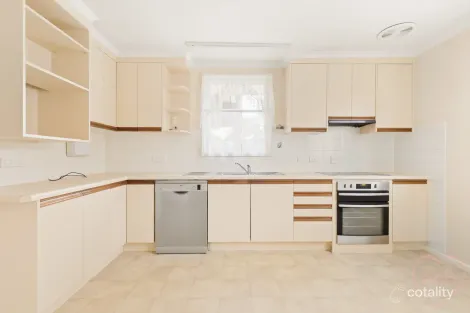 Property photo of 14 Storey Street Curtin ACT 2605