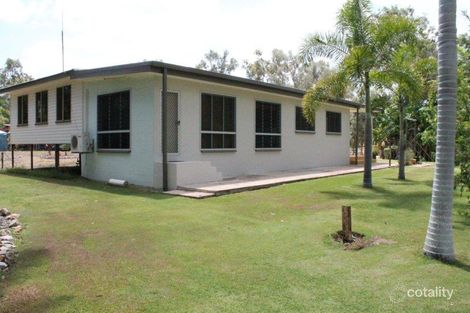 2 Sandpiper Ave, Cungulla, QLD 4816