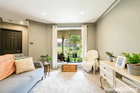 Property photo of 12 Magnolia Grove Bomaderry NSW 2541