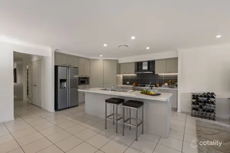 Property photo of 92 Corvus Drive Cashmere QLD 4500