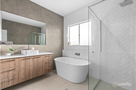 Property photo of 59 Ridgeview Drive Cliftleigh NSW 2321