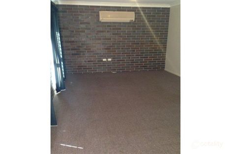 Property photo of 8 Mallet Close Gracemere QLD 4702