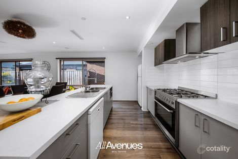 Property photo of 48 Elmsford Crescent Cranbourne West VIC 3977