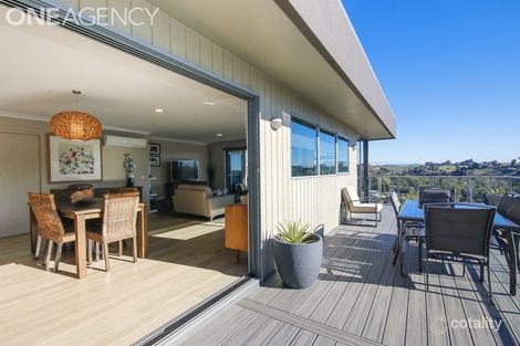 2 Tomarah Cres, Devonport, TAS 7310