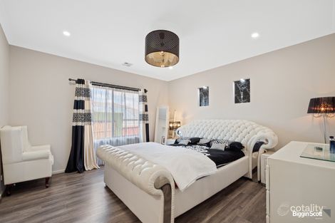 Property photo of 14 College Road Doreen VIC 3754