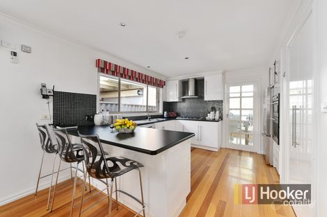 Property photo of 20 Paringa Boulevard Meadow Heights VIC 3048