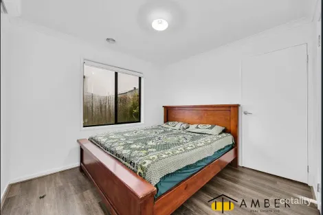 Property photo of 5 Moonlight Way Mickleham VIC 3064