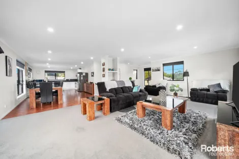 Property photo of 18 Kruvale Court Primrose Sands TAS 7173