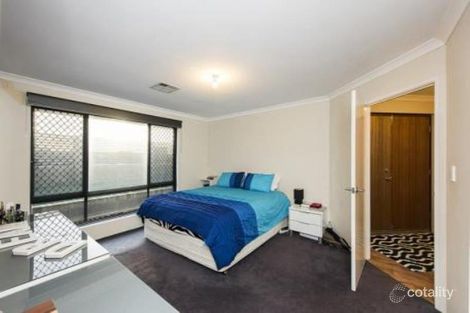 Property photo of 9 Jenkyn Circle Landsdale WA 6065