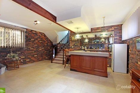 Property photo of 16 Ian Bruce Crescent Balgownie NSW 2519