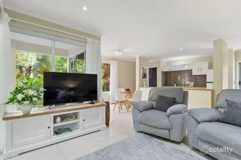 211/305-341 CORAL COAST DR, PALM COVE, QLD 4879