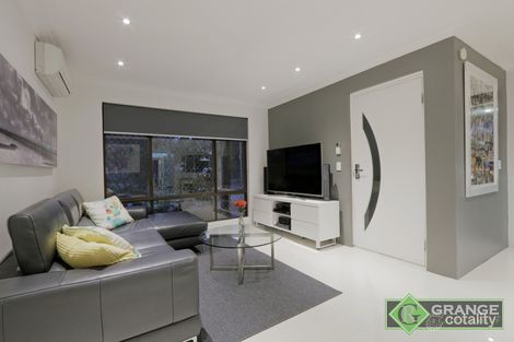 Property photo of 5/18-20 Stockman Way Cannington WA 6107