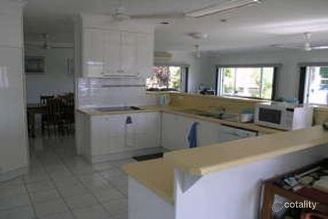Property photo of 3 Osterlund Close Mooroobool QLD 4870