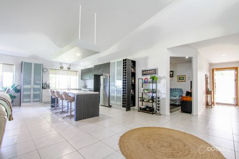 Property photo of 17 Woongoolbver Court River Heads QLD 4655