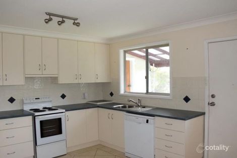 Property photo of 24 Amsdale Avenue Macquarie Hills NSW 2285