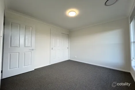 Property photo of 7 Capstan Drive Dubbo NSW 2830