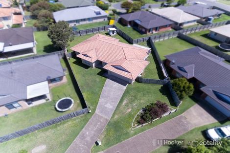 16 Summerhill St, Victoria Point, QLD 4165