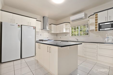 Property photo of 3 Sunflower Place Emerald QLD 4720