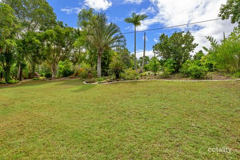 18 Emerald Dr, Southside, QLD 4570