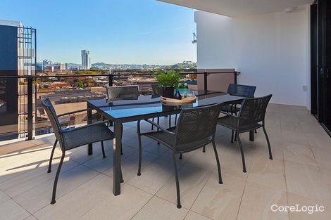 Property photo of 301/27 Commercial Road Newstead QLD 4006