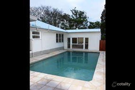 Property photo of 118 Bapaume Road Holland Park West QLD 4121