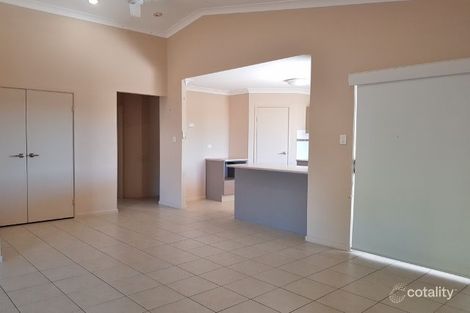 Property photo of 2 Limerick Way Mount Low QLD 4818