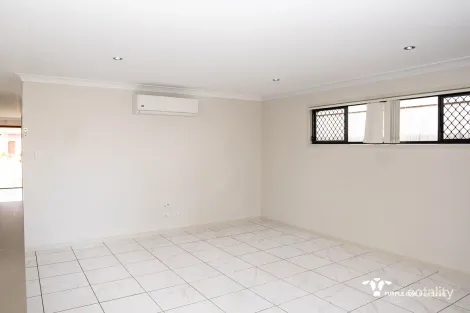 Property photo of 13 Quiet Court Springfield Lakes QLD 4300