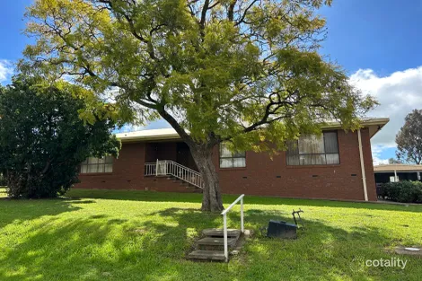 35 Wardle St, Junee, NSW 2663