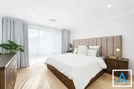 Property photo of 9 Heron Place Hinchinbrook NSW 2168