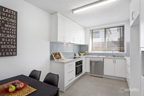 Property photo of 2/6 Wattle Drive Watsonia VIC 3087
