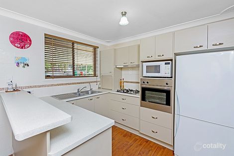 Property photo of 24 Buckingham Road Berkeley Vale NSW 2261