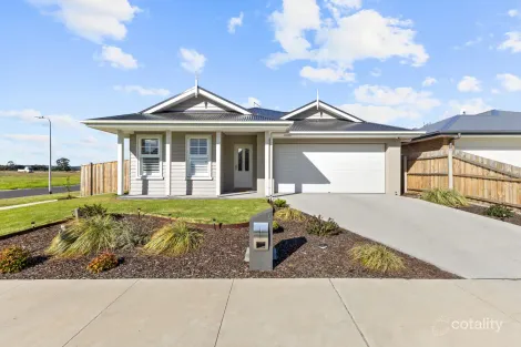 Property photo of 16 Mill Lane Rosedale VIC 3847