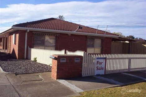 1/4 Kynoch St, Deer Park, VIC 3023