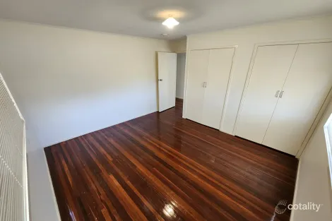 Property photo of 30 Beresford Crescent Dysart QLD 4745