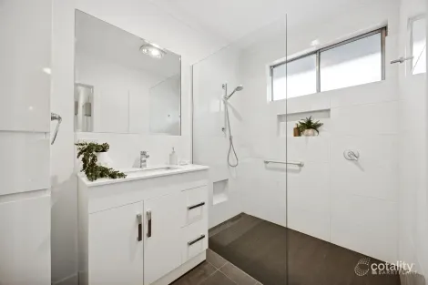 Property photo of 2/380 Elgar Road Box Hill VIC 3128