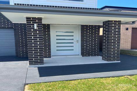 Property photo of 6 Foxground Parade Tullimbar NSW 2527