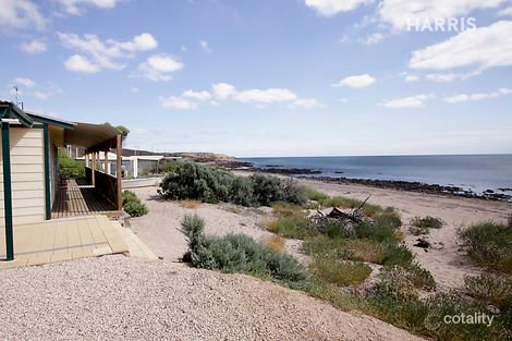 Property photo of 811 Myponie Point Drive South Wallaroo Plain SA 5556