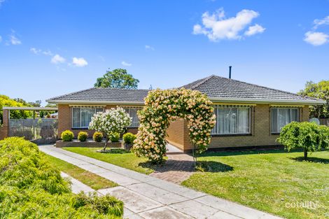 17 Strathdale Cres, Strathdale, VIC 3550