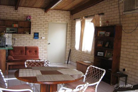 Property photo of 9 Kaolin Street Lightning Ridge NSW 2834