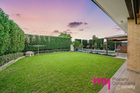 Property photo of 18 Dengate Close Elderslie NSW 2570