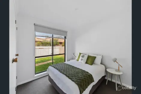 Property photo of 2 Weston Close Yarrawonga VIC 3730