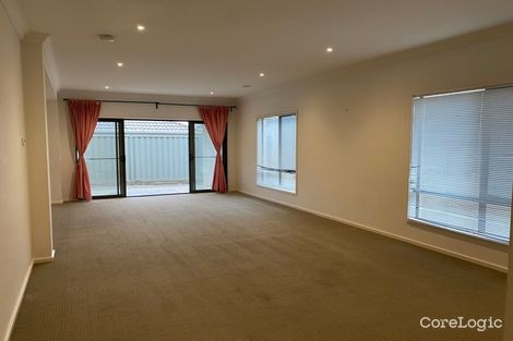 Property photo of 66 Meridian Circuit Berwick VIC 3806