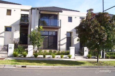 Property photo of 28 Parkside Crescent Campbelltown NSW 2560