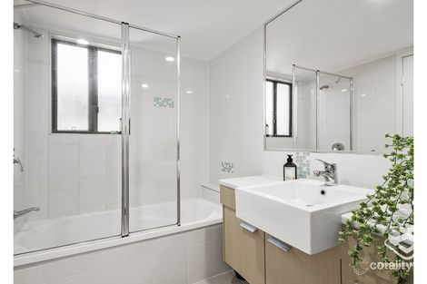 Property photo of 43/4 Grand Parade Parrearra QLD 4575