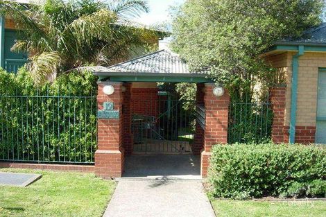 Property photo of 10/19 Vaughan Crescent Kew VIC 3101