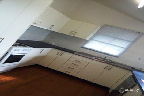 16 Lord St, Gladstone Central, QLD 4680