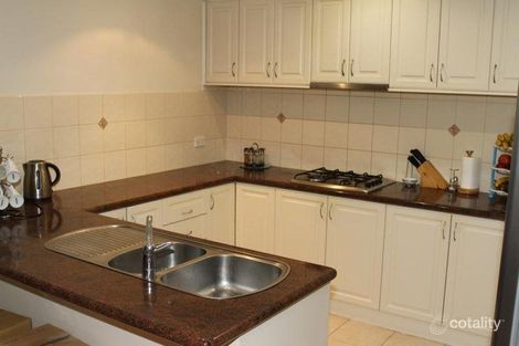 Property photo of 2/4 Leo Close Wantirna South VIC 3152